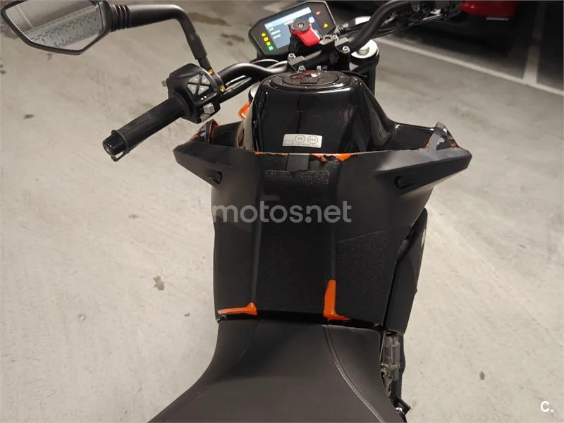 KTM 790 – Vista 6