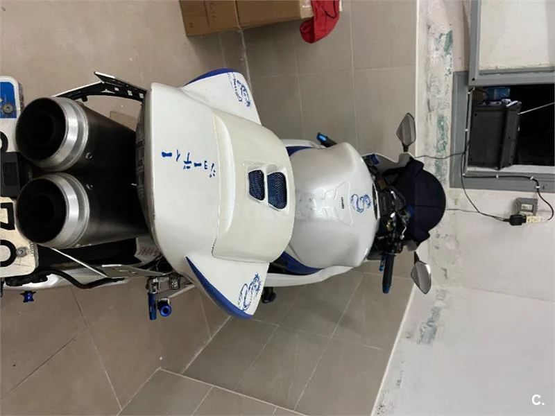 Honda CBR 1000RR Fireblade – Vista 2