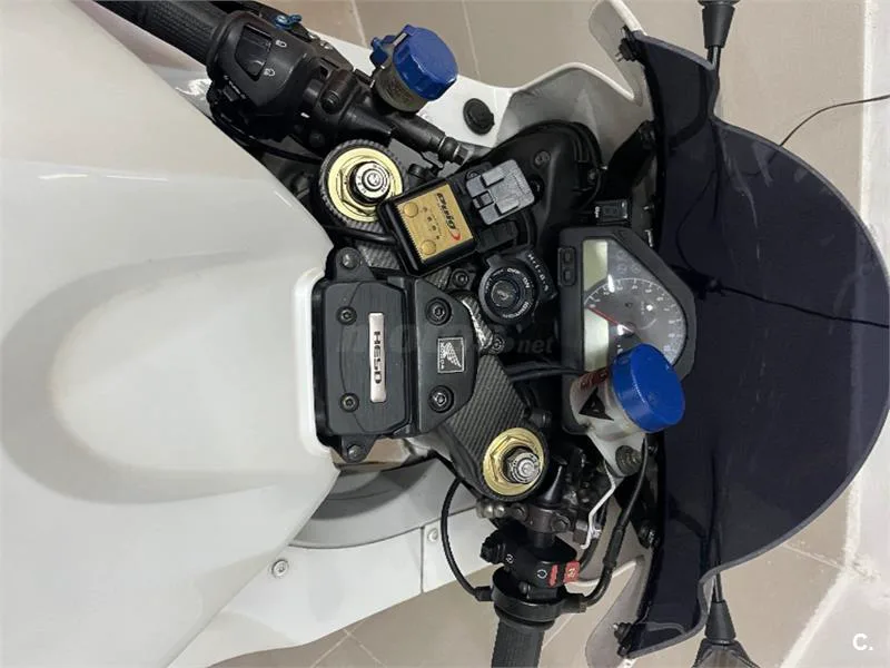 Honda CBR 1000RR Fireblade – Vista 4