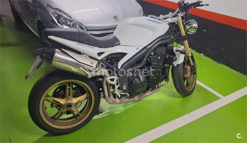 Triumph Speed Triple – Vista 4
