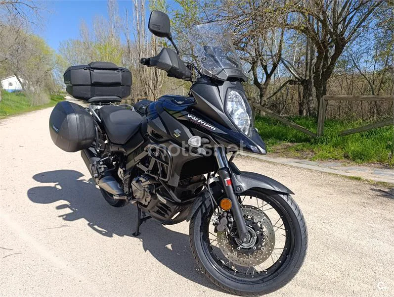 Suzuki V-Strom 650 XT – Vista 3