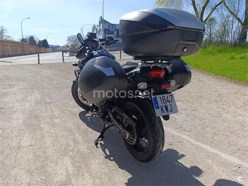 Suzuki V-Strom 650 XT – Vista 8