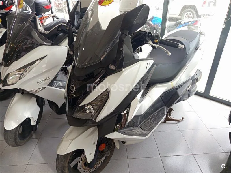 SYM Cruisym – Vista 5