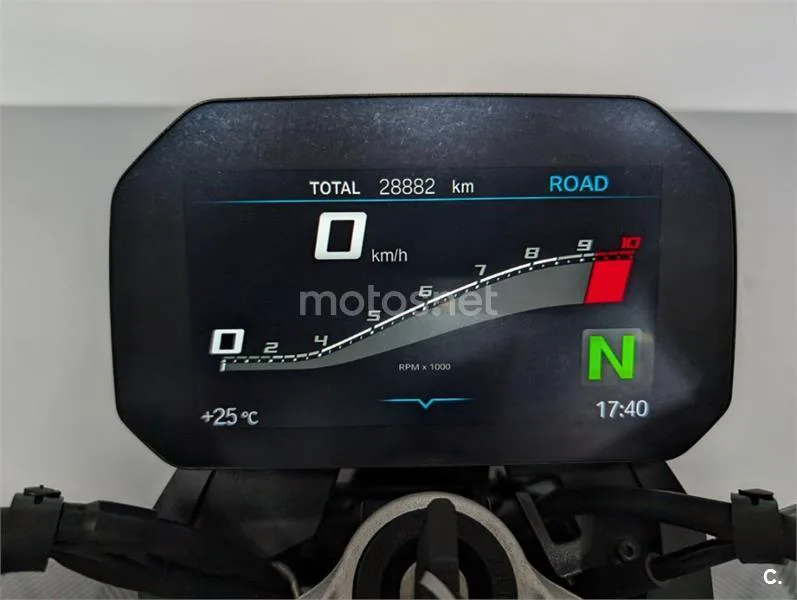 BMW F 900 R – Vista 11