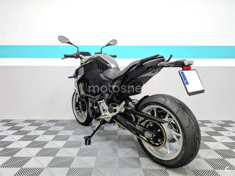 BMW F 900 R – Vista 6