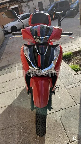 Honda SH125i – Vista 3