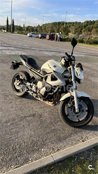 Yamaha XJ6 Diversion N 3958 € 2010 Madrid - 1