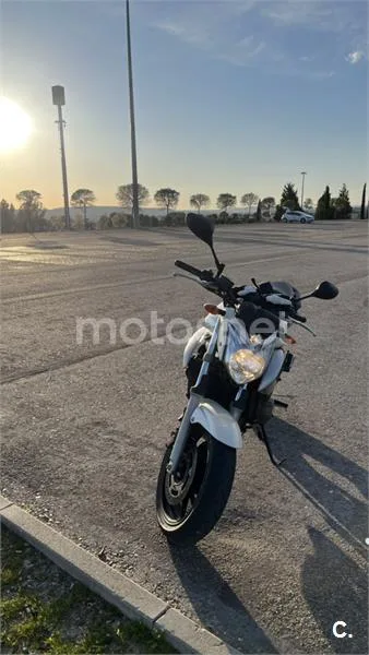 Yamaha XJ6 Diversion N 3958 € 2010 Madrid - 2