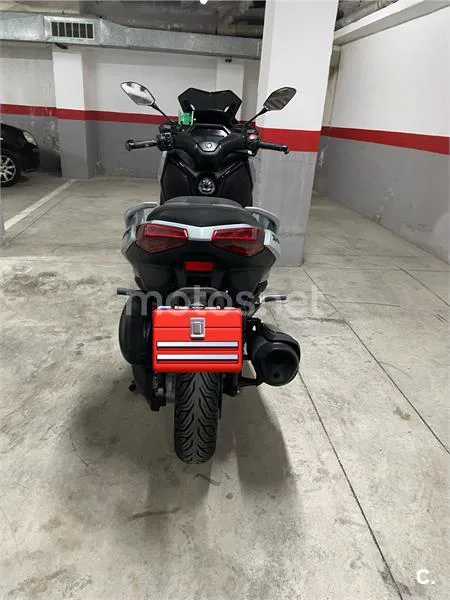 Yamaha XMAX 300 – Vista 6