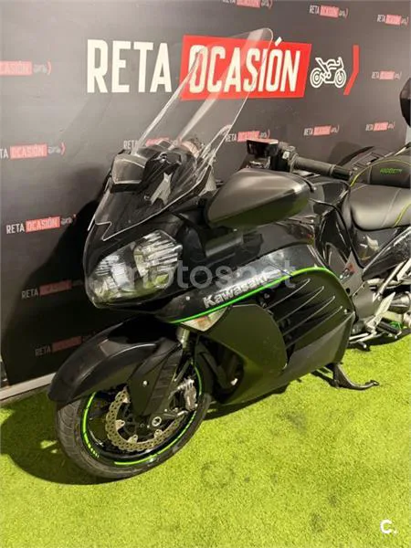 Kawasaki 1400GTR – Vista 3