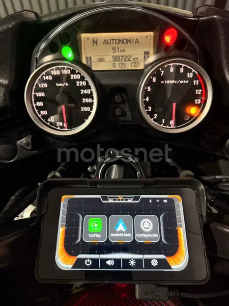 Kawasaki 1400GTR - Vista 9