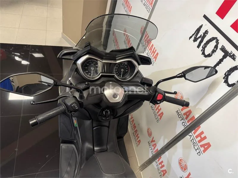 Yamaha XMAX 125 – Vista 9