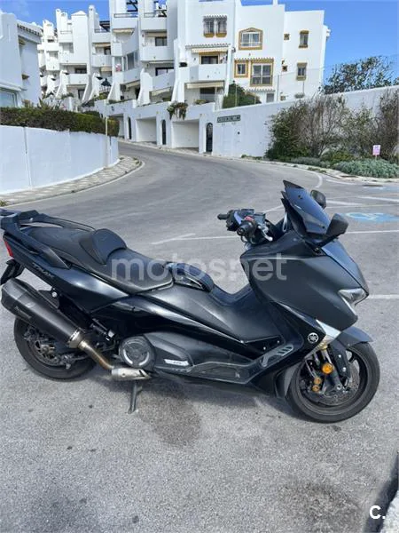 Yamaha TMAX 530 – Vista 3