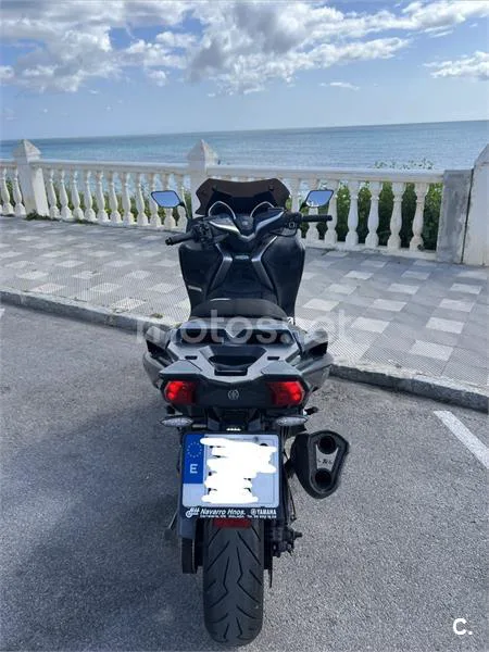 Yamaha TMAX 530 – Vista 4