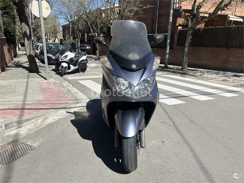Yamaha Majesty 400 – Vista 3