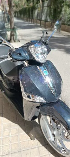 Piaggio LIBERTY – Vista 2