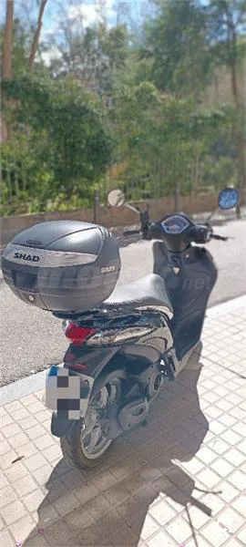 Piaggio LIBERTY – Vista 3
