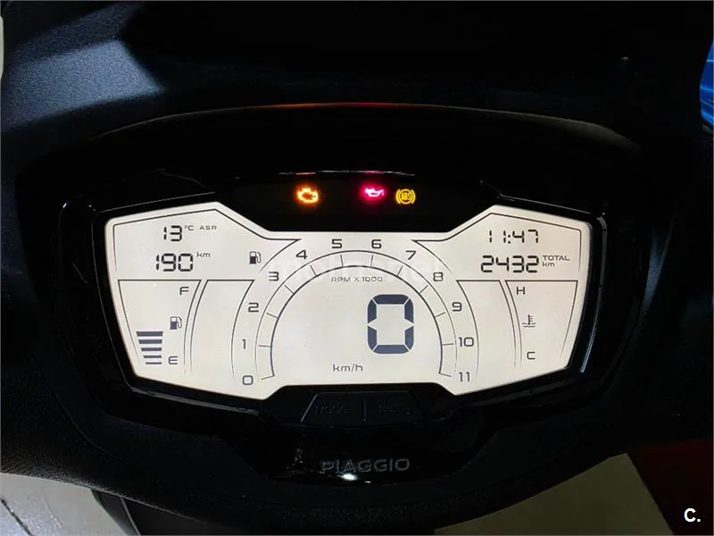 Piaggio Beverly – Vista 5