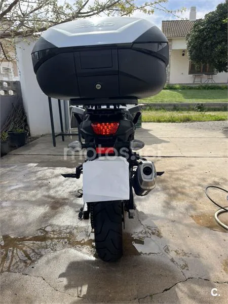 Suzuki V-Strom 650 XT – Vista 3