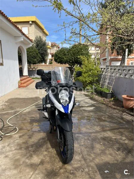 Suzuki V-Strom 650 XT – Vista 8