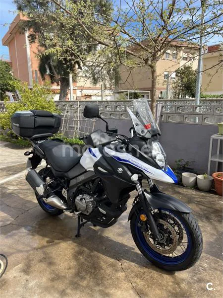 Suzuki V-Strom 650 XT – Vista 9