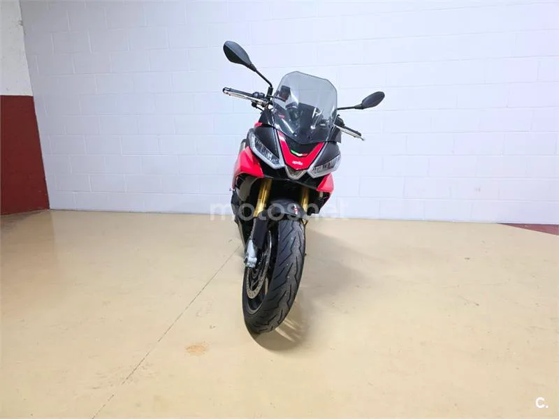 Aprilia Tuono V4 1100 – Vista 5