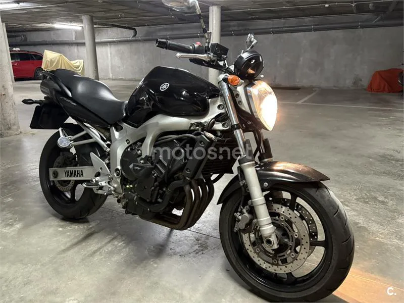 Yamaha FZ6 N – Vista 12