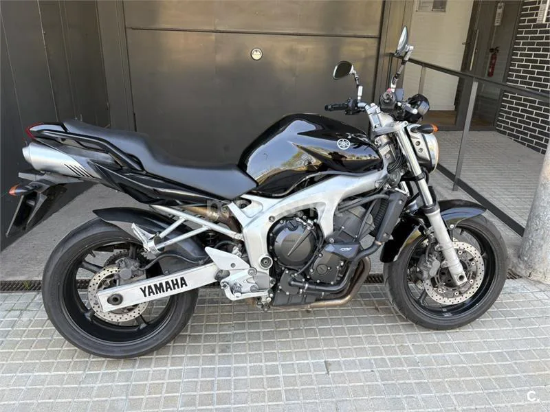 Yamaha FZ6 N – Vista 8