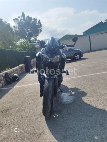 Kawasaki Z 900 – Vista 3