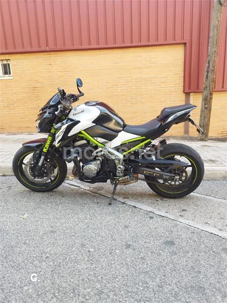 Kawasaki Z 900 – Vista 6
