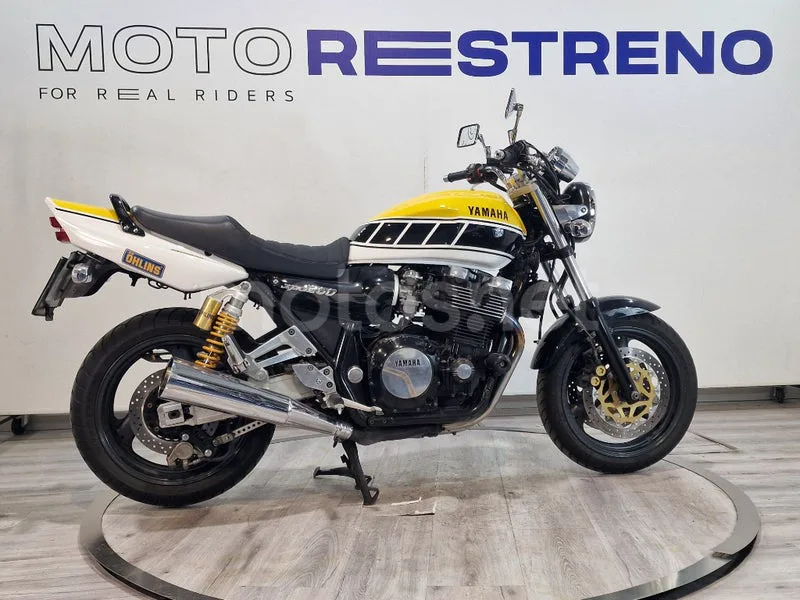 Yamaha XJR 1200 – Vista 7