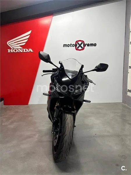 Honda CBR 650 R – Vista 4