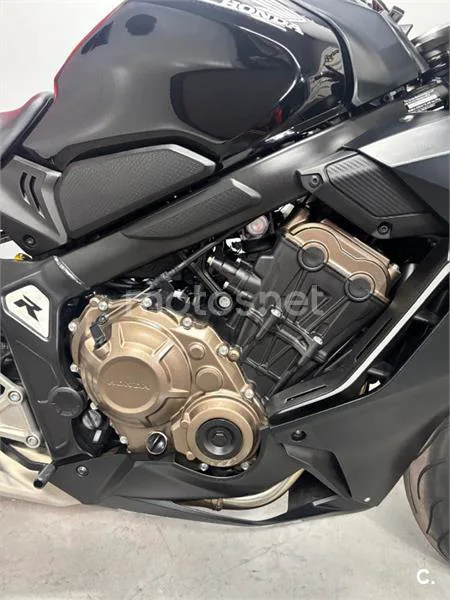 Honda CBR 650 R – Vista 5