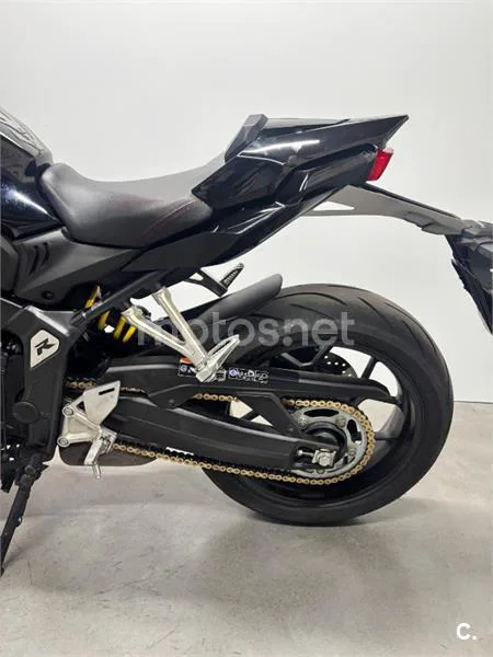 Honda CBR 650 R – Vista 7