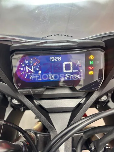Honda CBR 650 R – Vista 10