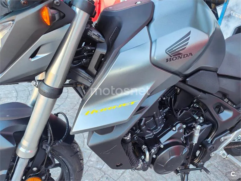 Honda CB 750 Hornet – Vista 19