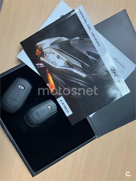 Kymco AK 550 – Vista 5