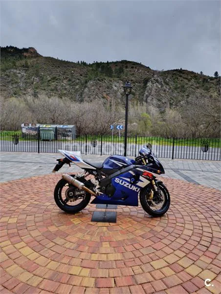 Suzuki GSX R600 – Vista 3