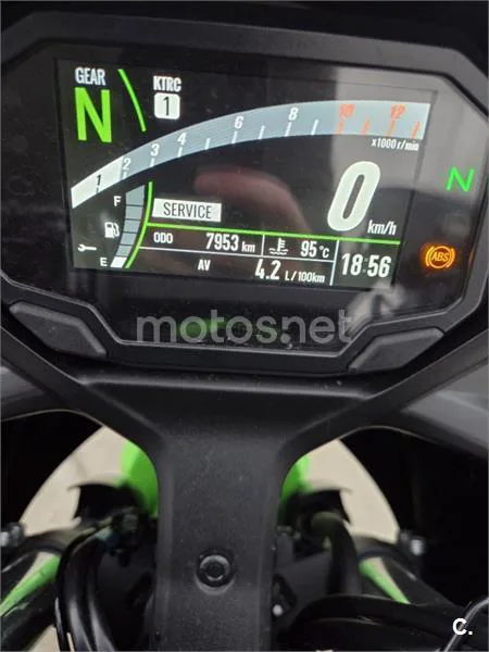 Kawasaki Ninja 650 – Vista 3