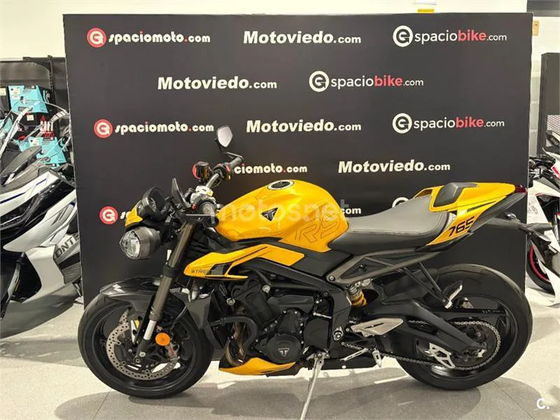 Triumph Street Triple 765 – Vista 3