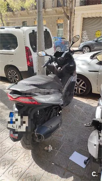Kymco Grand Dink 300 3000 € 2022 Barcelona - 1