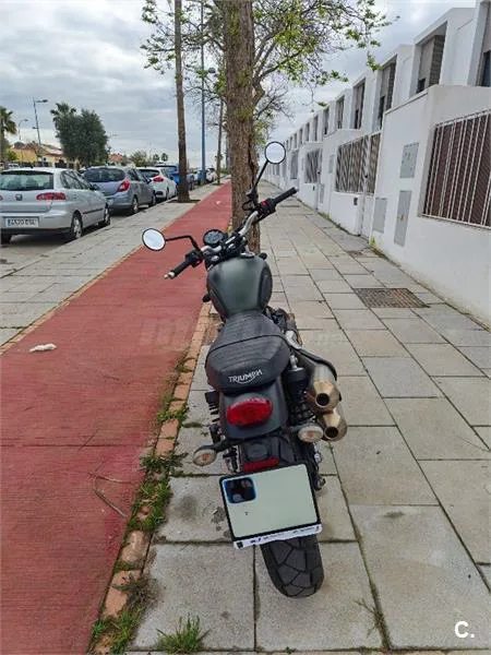 Triumph Street Scrambler – Vista 3