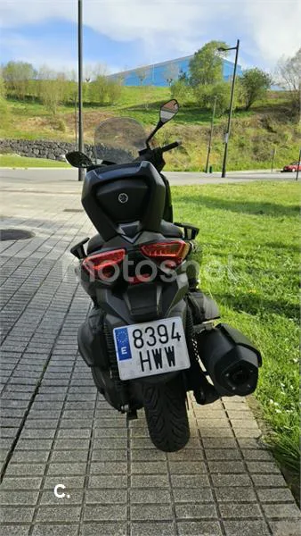 Yamaha XMAX 400 – Vista 3