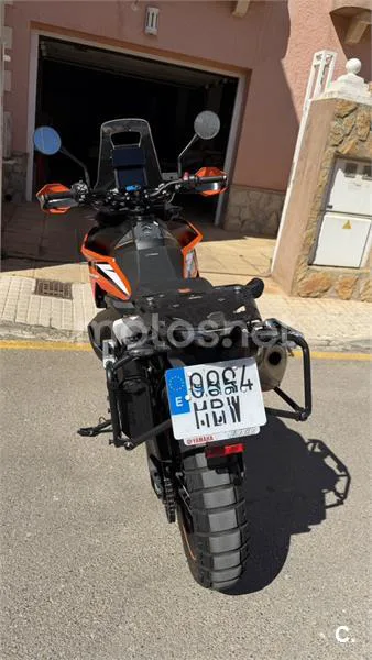 KTM 890 – Vista 6