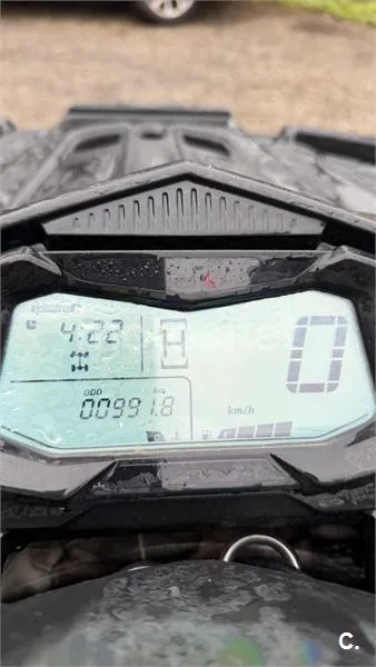 CFMOTO 650 MT – Vista 2