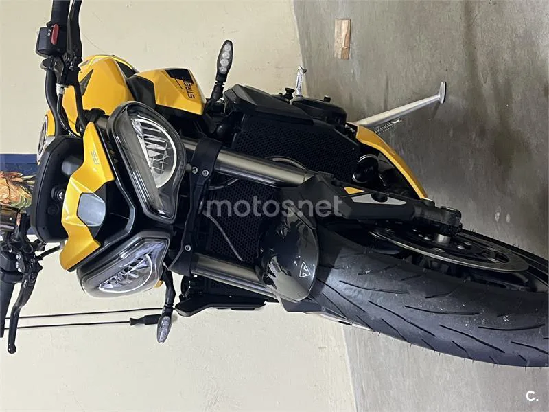Triumph Street Triple 765 10.500 € 2023 Cádiz - 2