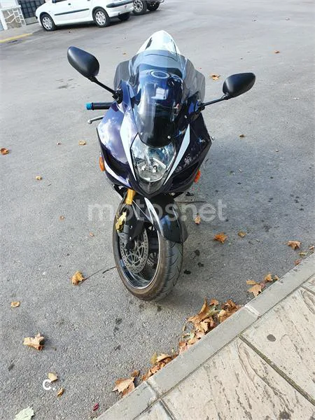 Suzuki GSX R1000 – Vista 6