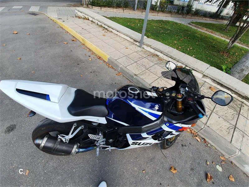 Suzuki GSX R1000 – Vista 9