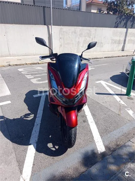 Honda PCX 125 – Vista 4
