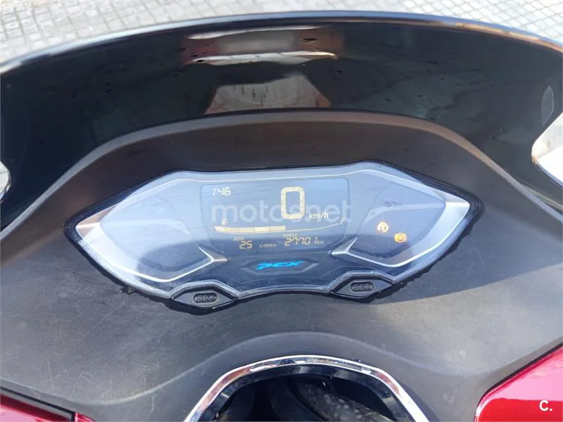 Honda PCX 125 – Vista 7